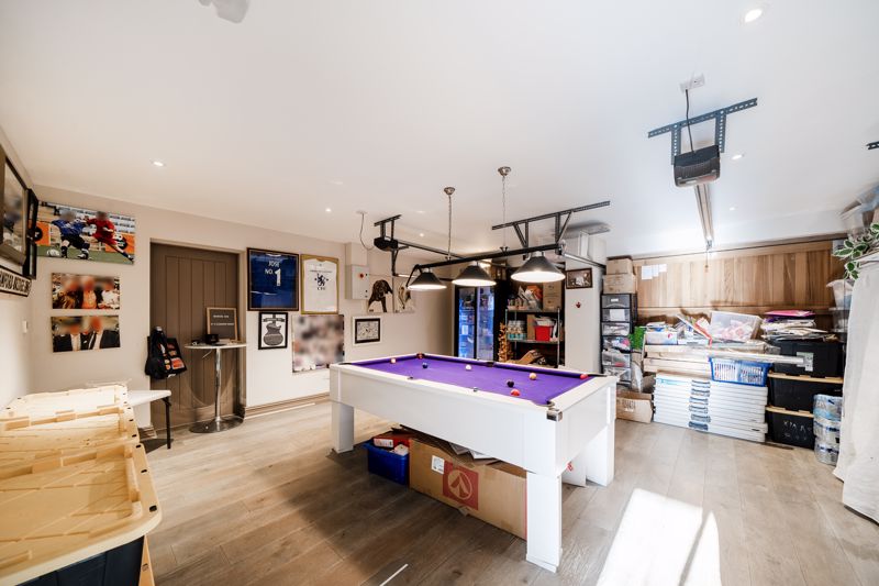 Garage- click for photo gallery